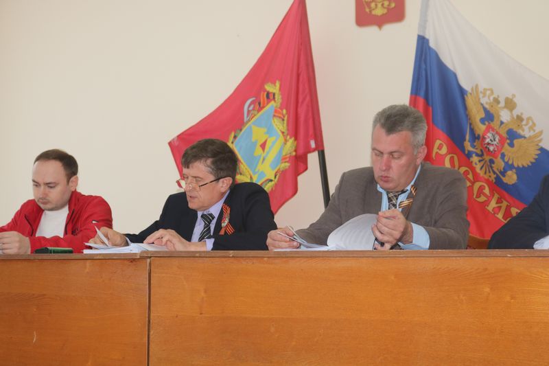 Состоялось восьмое заседание Рогнединского районного Совета народных депутатов.